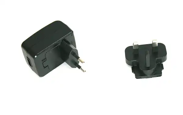 Adaptador de parede HYTERA PS2030 230 VCA para USB 5 VCC 2 A.