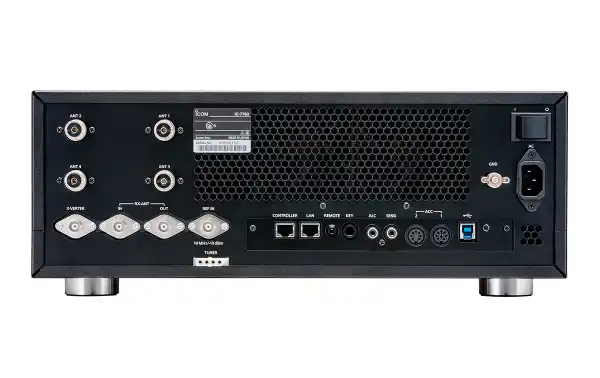 L'Icom IC-7760 est un émetteur-récepteur de nouvelle génération doté de technologies innovantes et d'options d'installation flexibles.