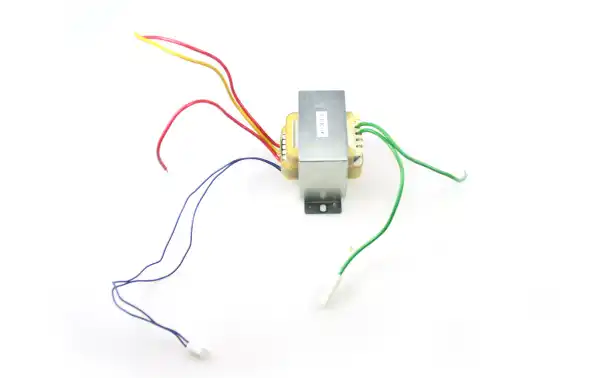 O "transformador KT-28-E3" de substituição é um componente de substituição usado nos rotores de antena das séries YAESU G-450 e G-1000-DXC. Esses rotores são usados para controlar e girar antenas de rádio amador e outros tipos de antenas direcio