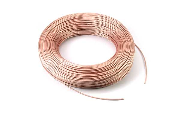 RG-316 Coaxial cable, outer diameter 2.5 mm, with transparent TEFLON PTFE cover. Shielding suitable for demanding applications with silver-plated copper braid and live conductor with a diameter of 0.6 mm. Valid for Wi-Fi technology, Telecommunications App