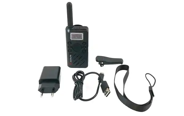 With a robust and functional aesthetic, the JULIET offers reliable connections and modern features such as USB-C charging and voice-activated channel/battery announcement, optimizing interaction whether you're on the go or at work.