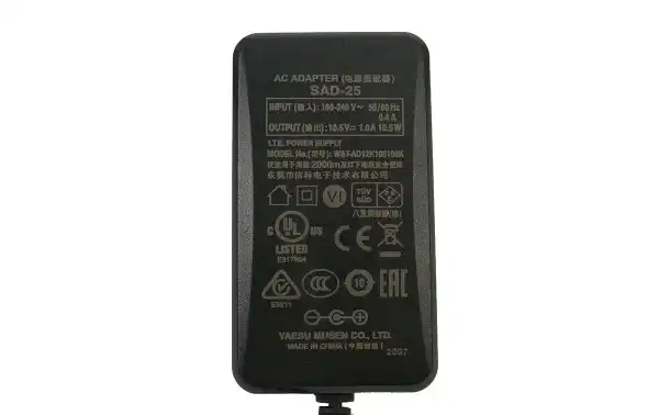 SAD-25C yaesu 220 v wall charger. FTA 250/450/550/750 FT70L