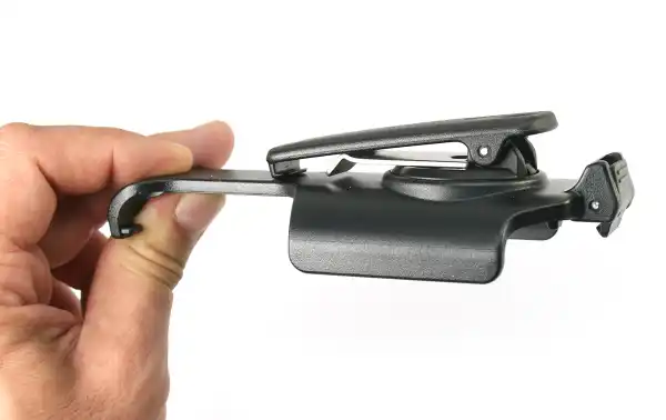 This belt clip mount is a convenient option for users who want to have their FTA-850L transceiver always accessible and ready to use, without having to carry it by hand or keep it in a pocket.