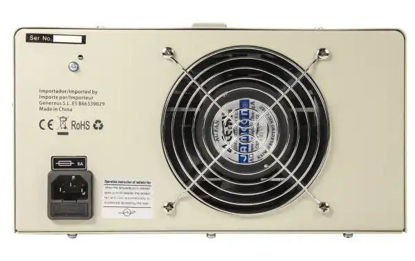 SADELTA source de tension SL-3010 10 Ampères laboratoire regualable 0-30 volts avec la technologie SMD.