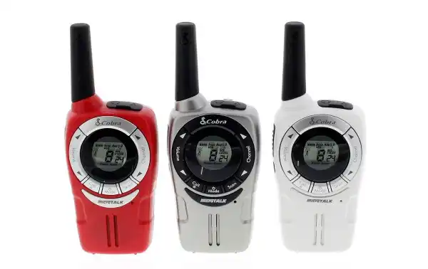 COBRA SM-660 Três walkies de aventura