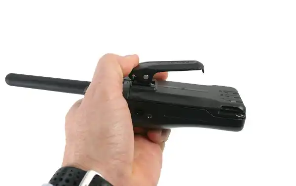 TK3501 KENWOOD com clipe para cinto