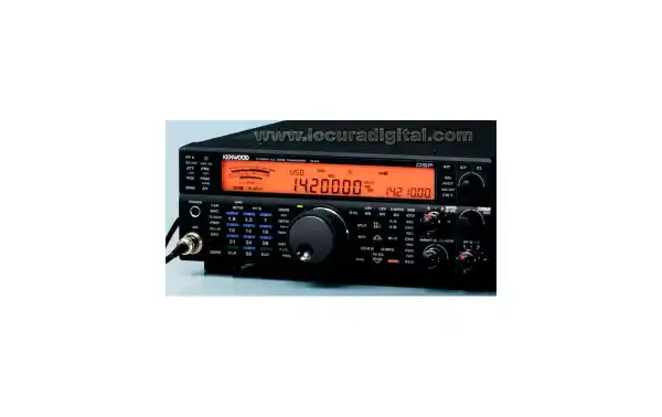 KENWOOD TS-590-S All Mode Transceiver HF/50MHz Front view