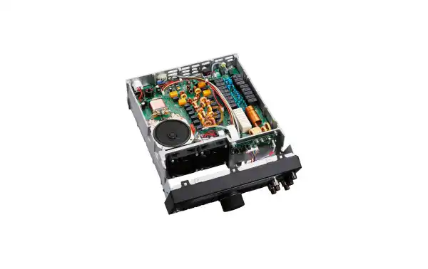 KENWOOD TS-590-S All Mode Transceiver HF/50MHz Inside view