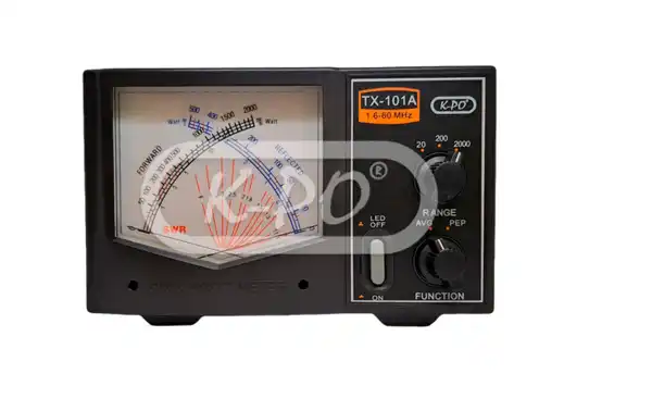 Medidor de ROE K-PO TX-101A de 1,6 a 60 MHz. Agulhas PL Cruzadas Fêmeas