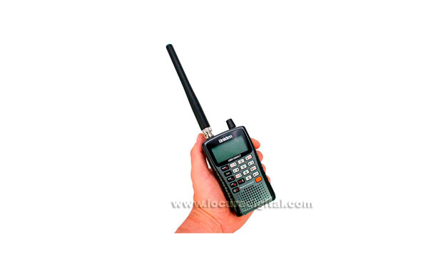 UNIDEN UBC-125XLT handheld airband scanner 25-960MHz 500