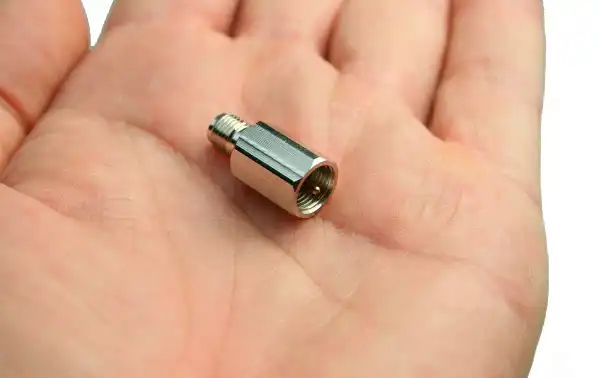 NAGOYA UT-308-SMA Hembra Antena móvil magnética bibanda VHF-UHF 