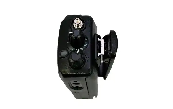 VERTEX STANDARD VX-264 VHF WALKIE PROFESSIONAL KEYBOARD 136- 174 MHz