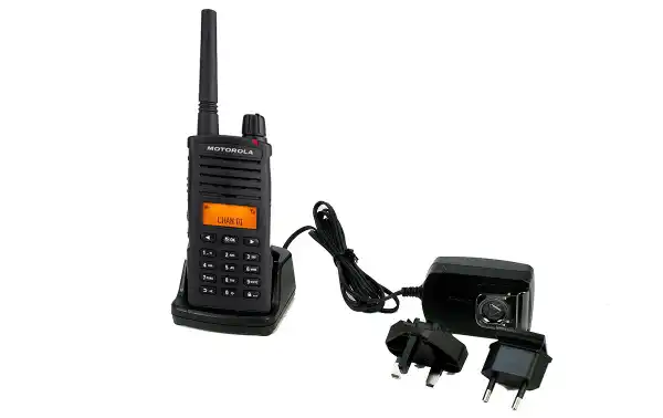 Motorola XT-660 Walkie PMR 446 uso libre Analogico y Digital