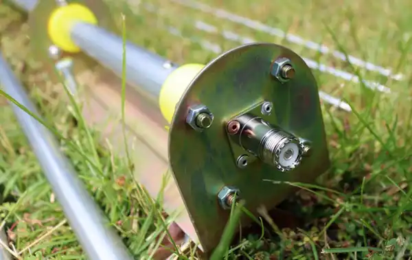 YELLOW-STAR-27 MAAS Antenne de base CB 27 Mhz Longueur 6 mètres